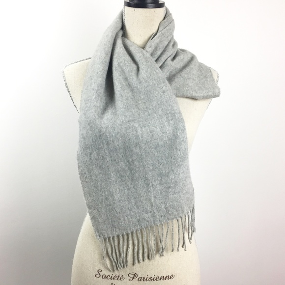 uniqlo scarf cashmere Pikaron Construction